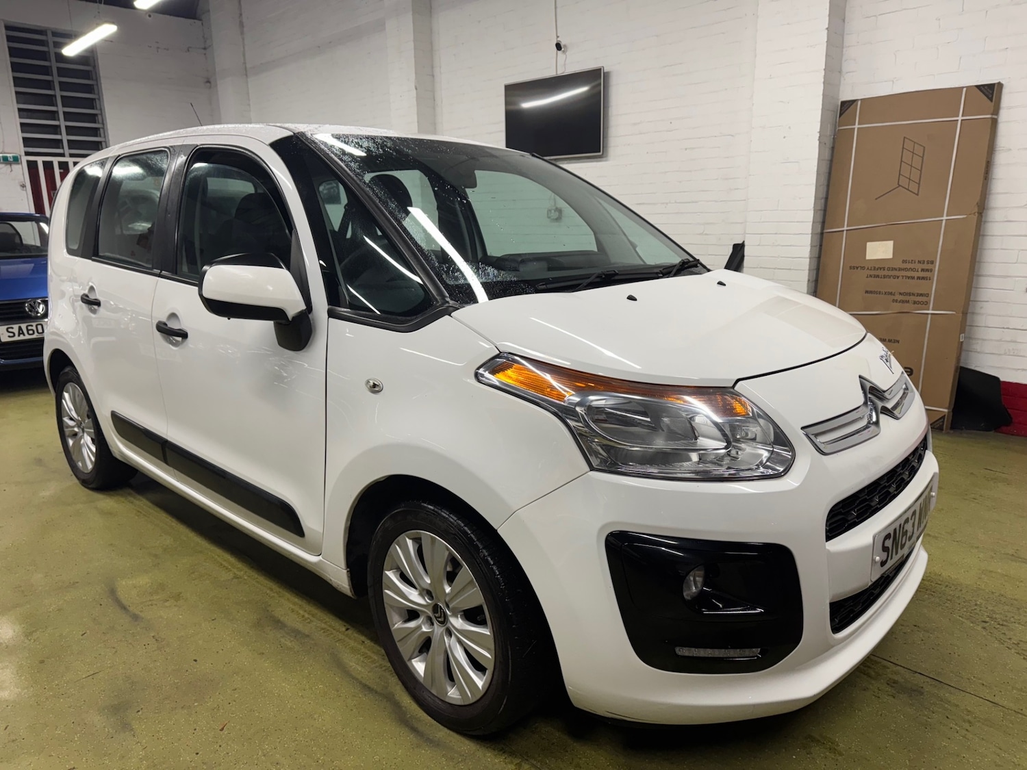 Used Citroen C3 Picasso 2013 for sale - 76599400: Photo 9