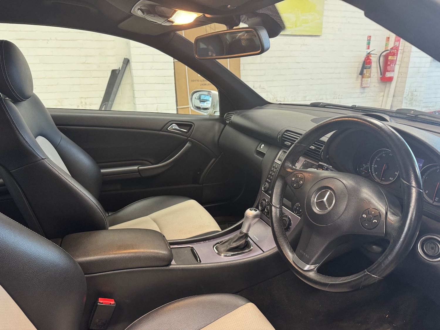 Used Mercedes-Benz CLC Class 2009 for sale - 77048129: Photo 11