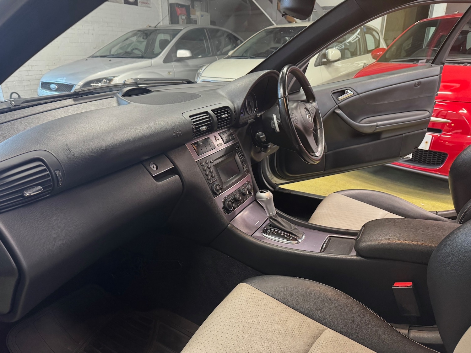 Used Mercedes-Benz CLC Class 2009 for sale - 77048129: Photo 15