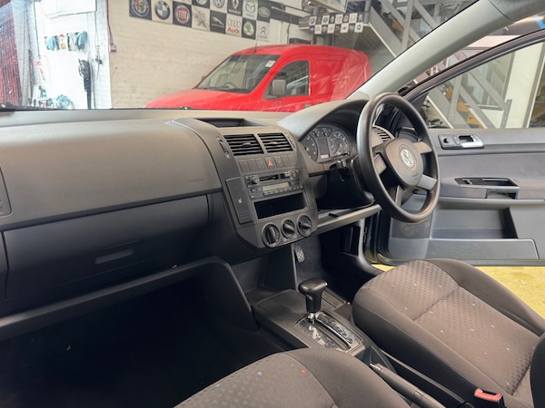 Used Volkswagen Polo 2004 for sale - 75017590: Photo 7