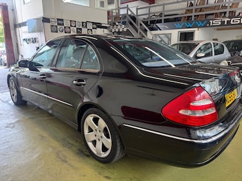 Used Mercedes-Benz E-Class 2005 for sale - 74984226: Photo