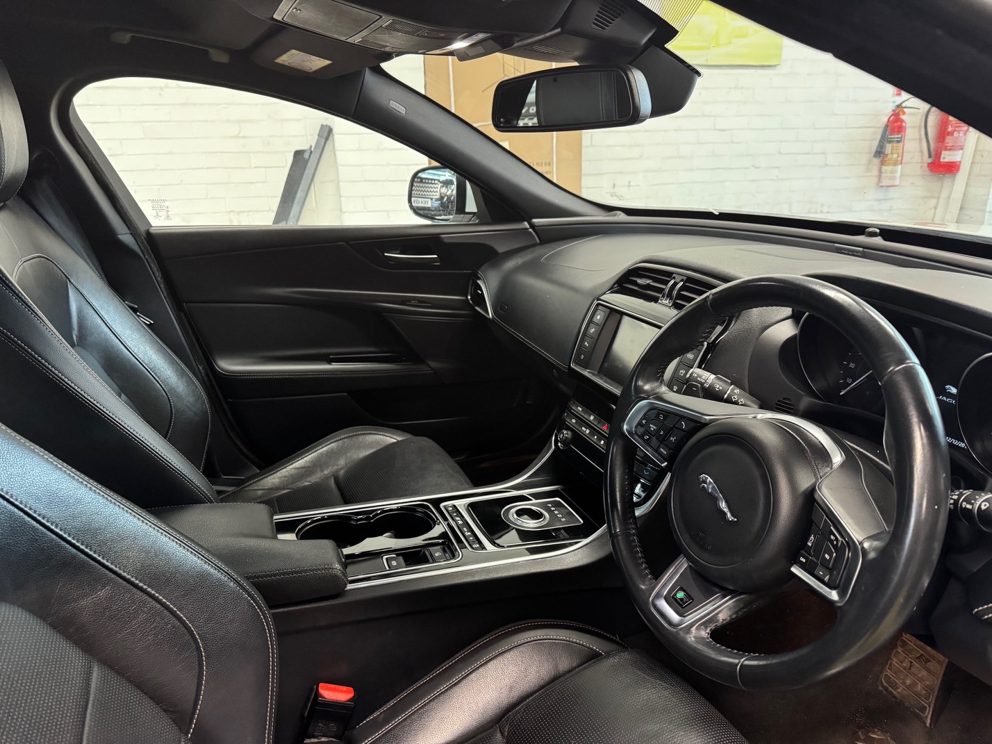 Used Jaguar XE 2017 for sale - 77199209: Photo 14