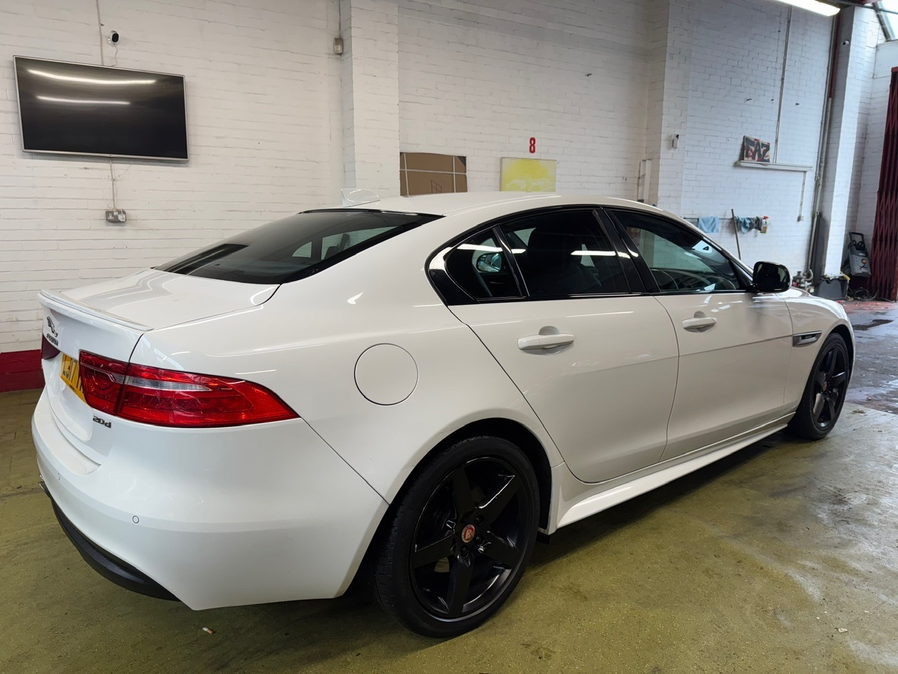 Used Jaguar XE 2017 for sale - 77199209: Photo 5