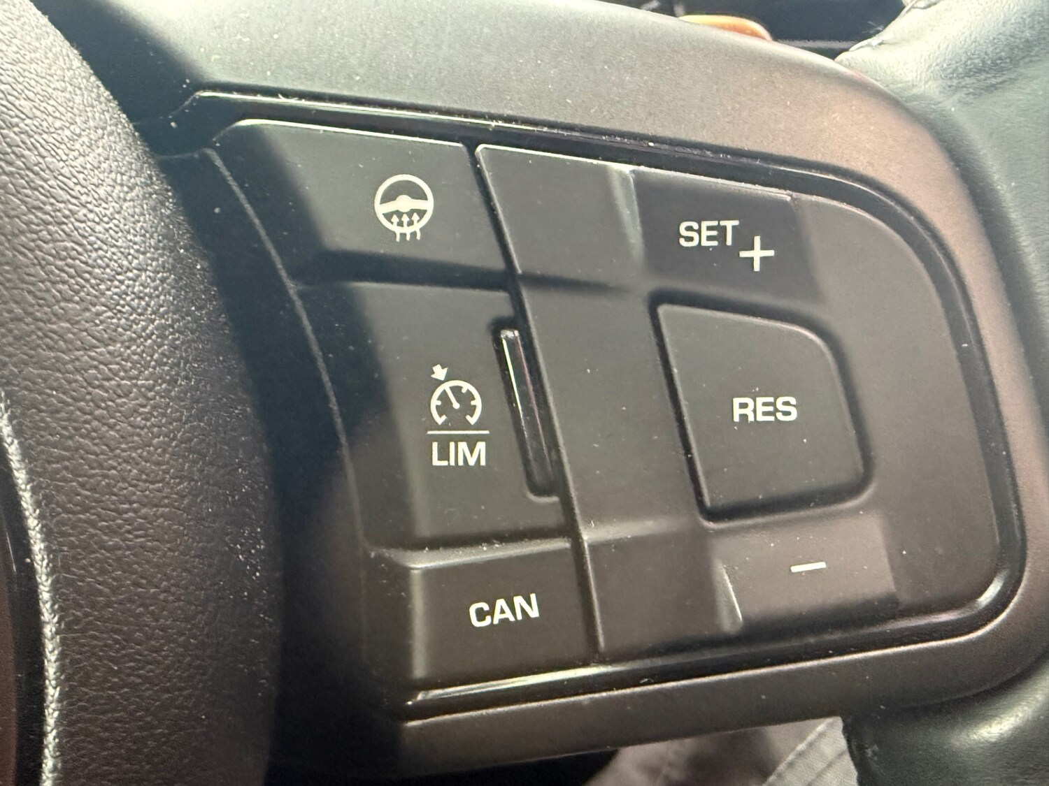 Used Jaguar F-Type 2015 for sale - 78108827: Photo 15