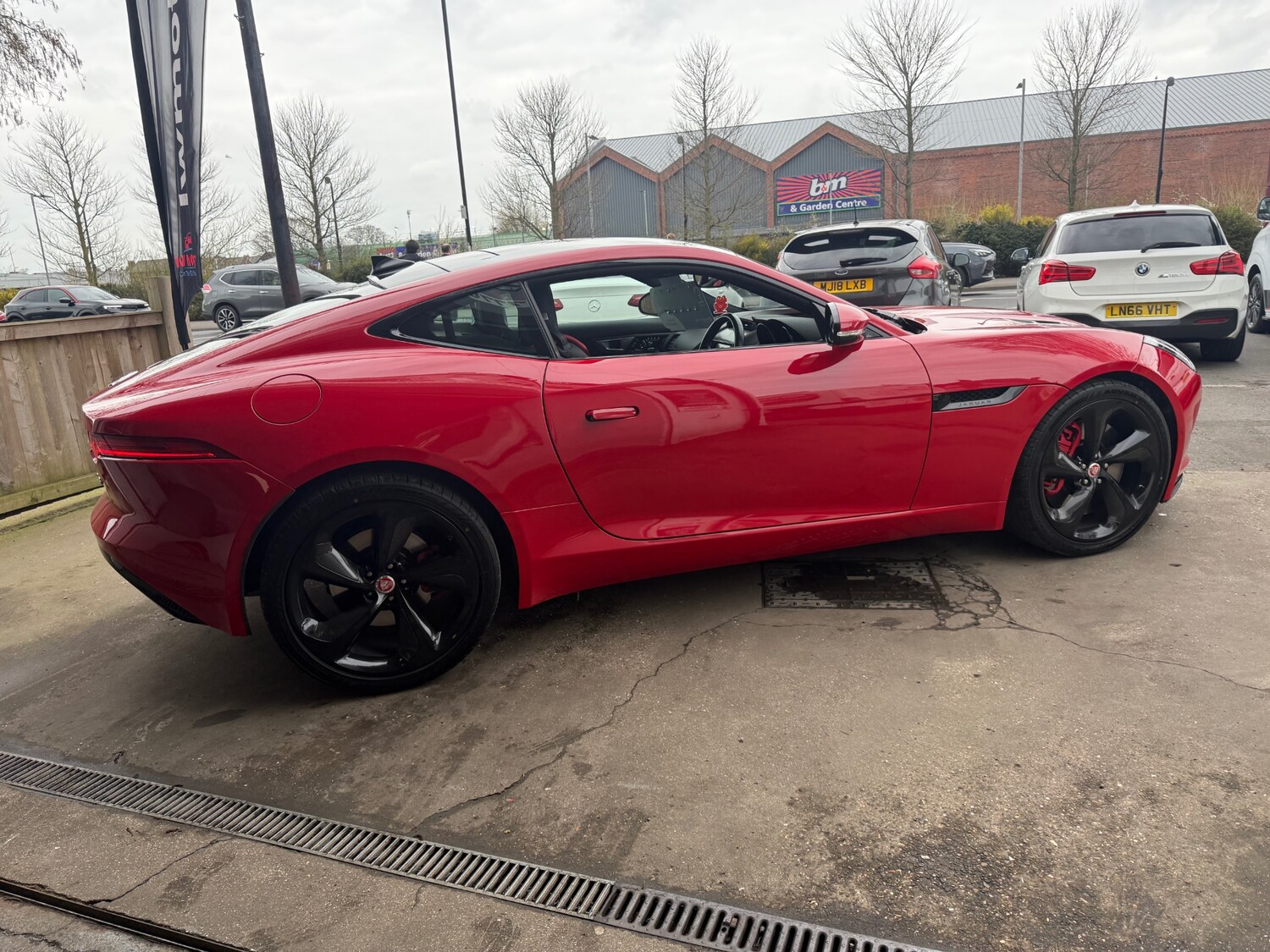 Used Jaguar F-Type 2015 for sale - 78108827: Photo 6