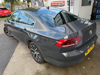 Used Volkswagen Passat 2020 for sale - 76344323: Photo