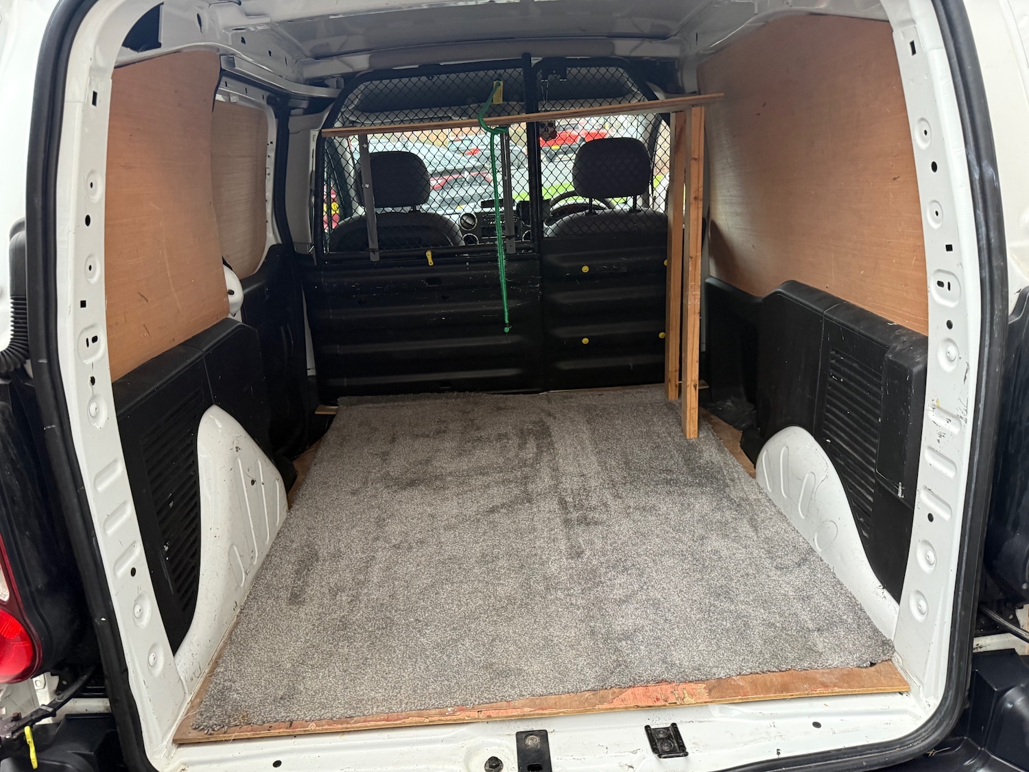 Used Peugeot Partner 2014 for sale - 77329474: Photo 10