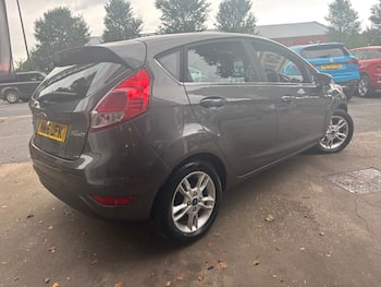 Used Ford Fiesta 2016 for sale - 79754768: Photo