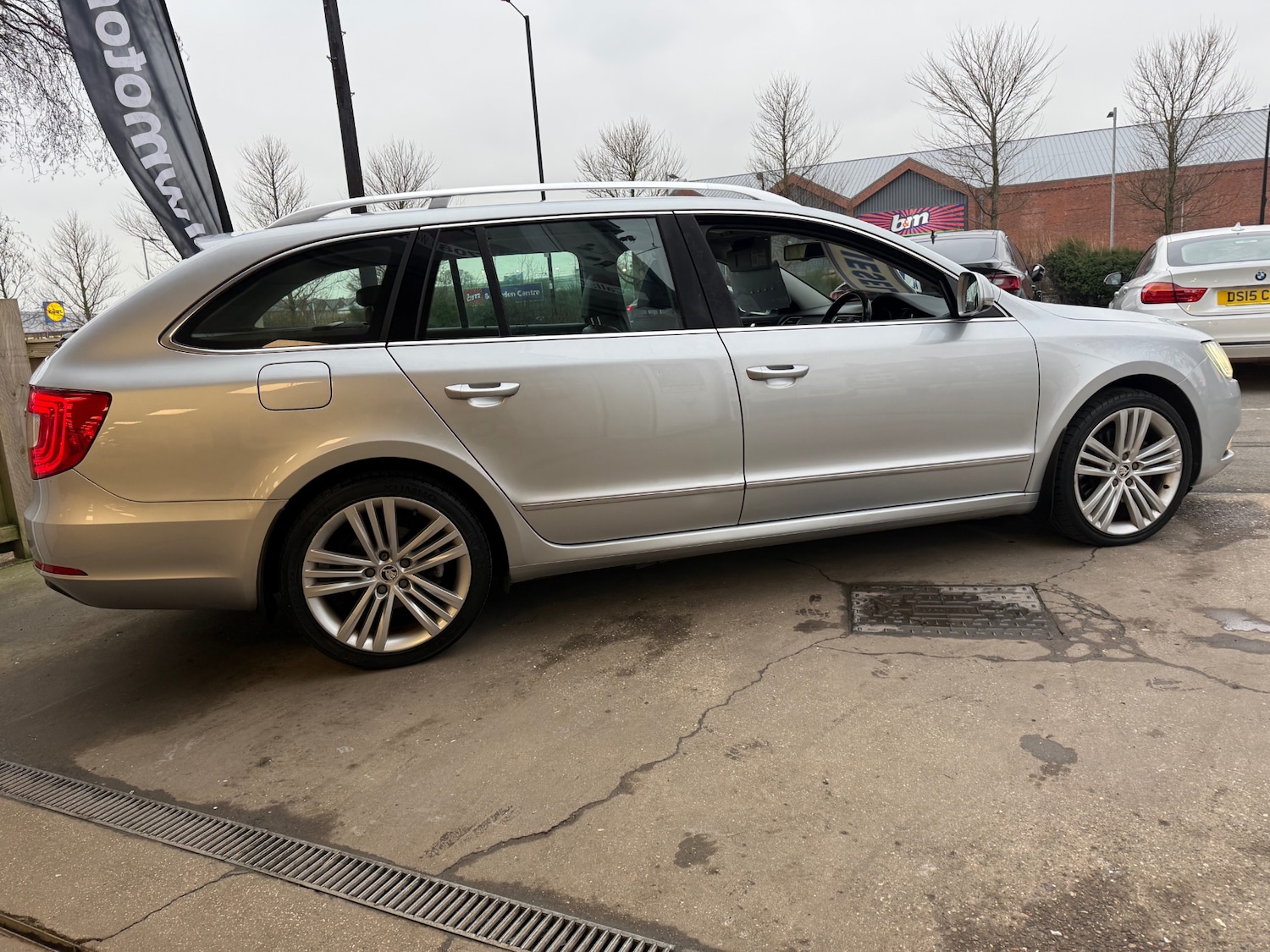 Used Skoda Superb 2015 for sale - 77423689: Photo 5