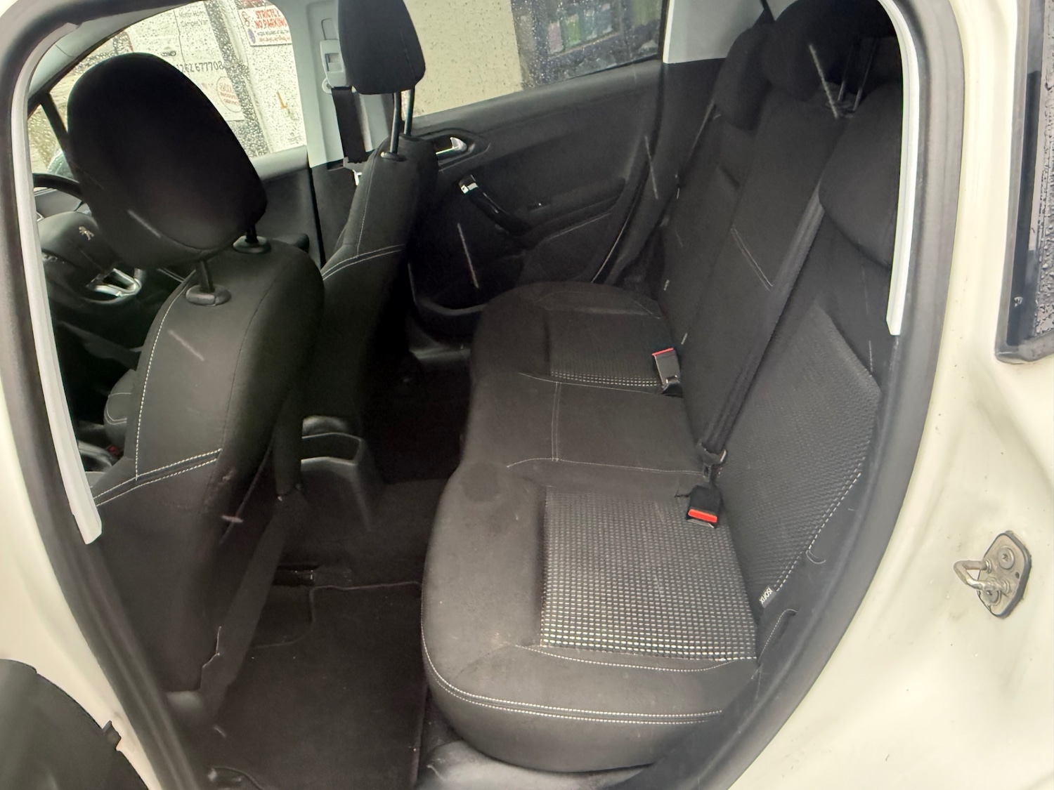 Used Peugeot 208 2017 for sale - 77606960: Photo 12