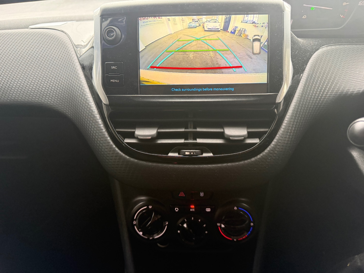 Used Peugeot 208 2017 for sale - 77606960: Photo 15