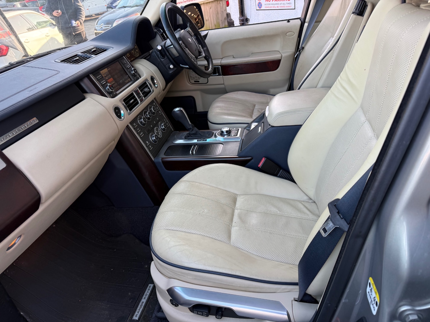 Used Land Rover Range Rover 2010 for sale - 77261988: Photo 9