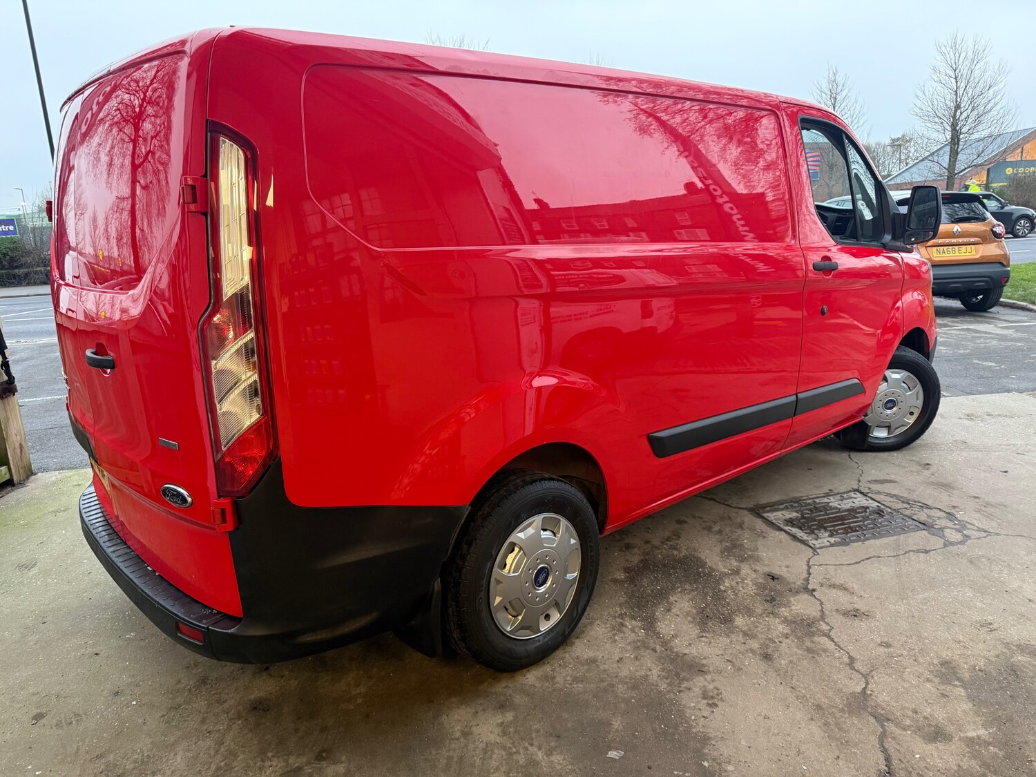 Used Ford Transit Custom 2018 for sale - 77399599: Photo 2