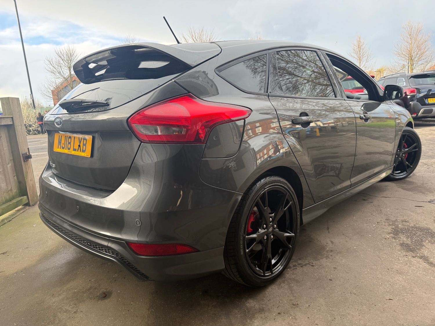 Used Ford Focus 2018 for sale - 78014959: Photo 2