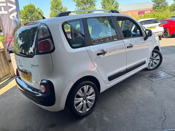 Used Citroen C3 Picasso 2016 for sale - 79168338: Photo