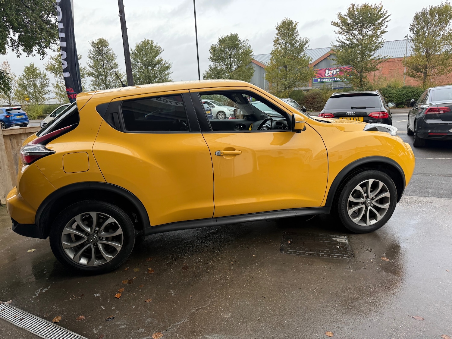 Used Nissan Juke 2014 for sale - 76426661: Photo 8