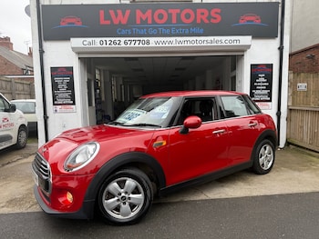 Used MINI Hatch 2016 for sale - 76156382: Photo