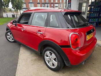 Used MINI Hatch 2016 for sale - 76156382: Photo