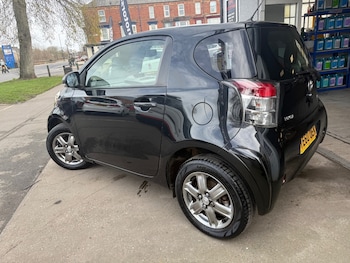 Used Toyota IQ 2010 for sale - 77641082: Photo