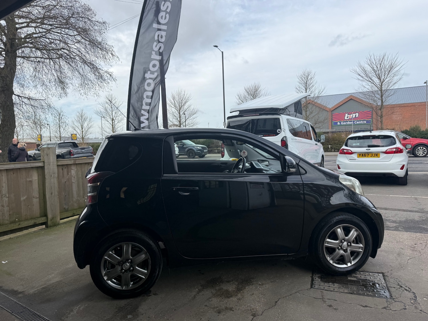 Used Toyota IQ 2010 for sale - 77641082: Photo 6