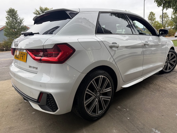 Used Audi A1 2020 for sale - 76265389: Photo 2