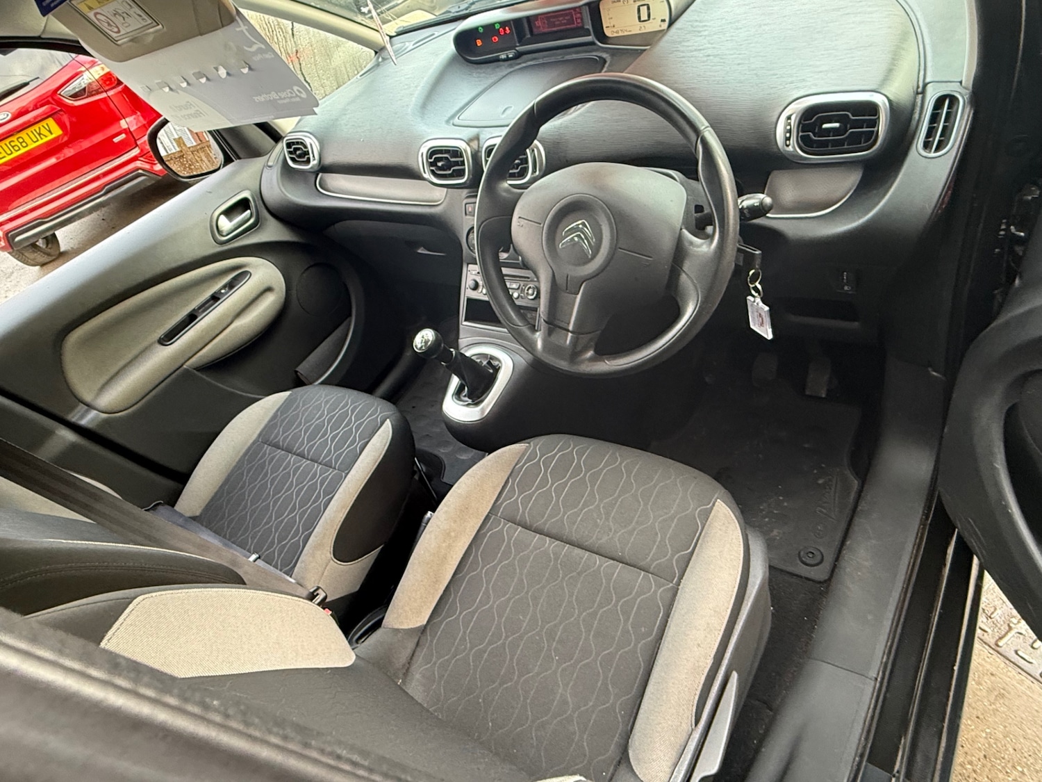 Used Citroen C3 Picasso 2015 for sale - 77233823: Photo 10