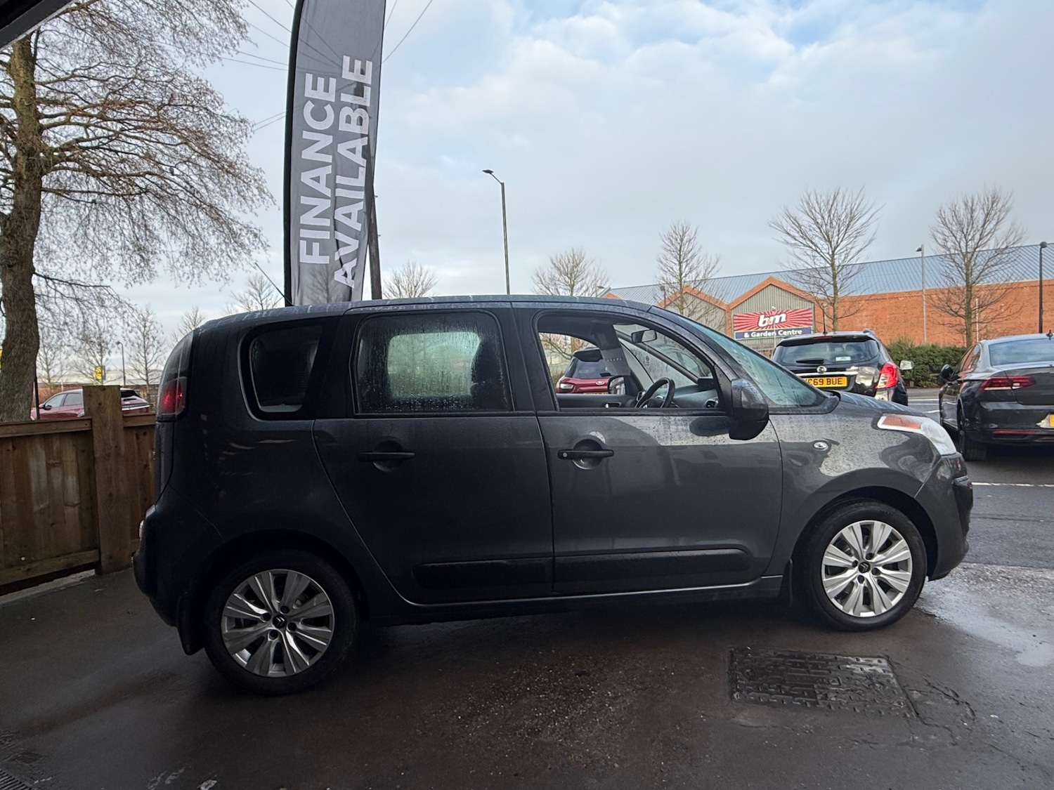 Used Citroen C3 Picasso 2015 for sale - 77233823: Photo 6
