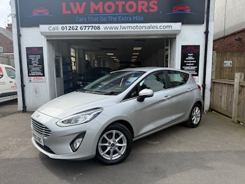 Used Ford Fiesta 2018 for sale - 78736873: Photo