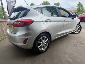Used Ford Fiesta 2018 for sale - 78736873: Photo