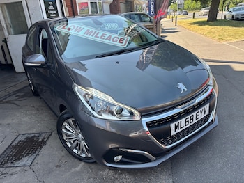 Used Peugeot 208 2018 for sale - 79168332: Photo