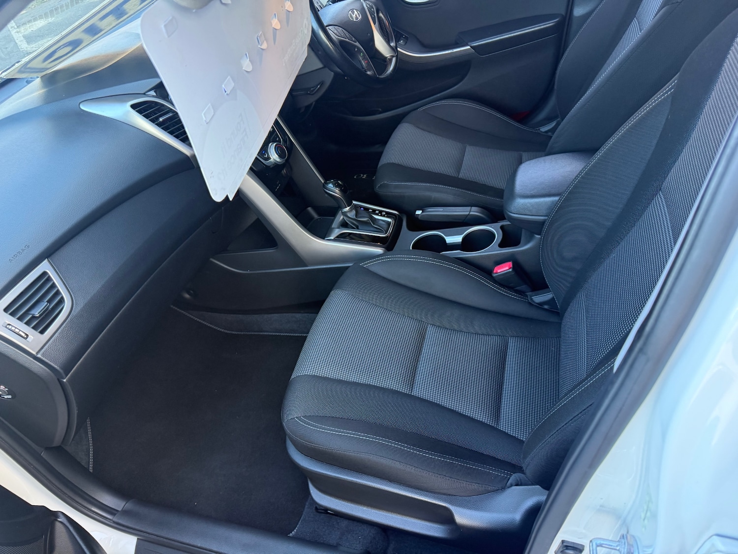 Used Hyundai i30 2014 for sale - 78060883: Photo 9