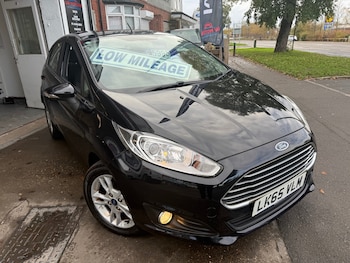 Used Ford Fiesta 2015 for sale - 76533673: Photo
