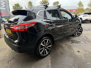Used Nissan Qashqai 2015 for sale - 76404888: Photo