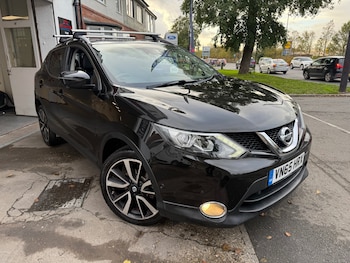 Used Nissan Qashqai 2015 for sale - 76404888: Photo