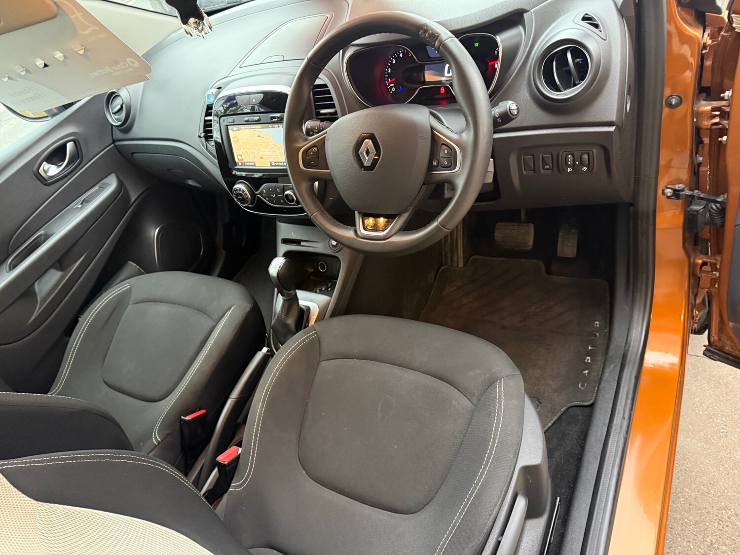 Used Renault Captur 2018 for sale - 77365417: Photo 11