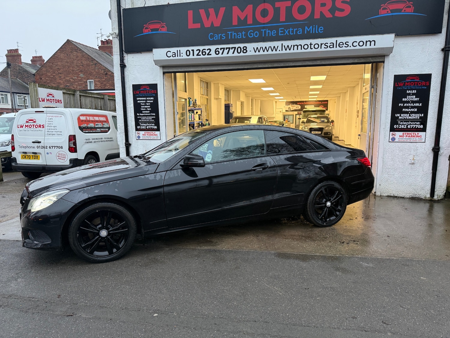 Used Mercedes-Benz E Class 2014 for sale - 77233833: Photo 8