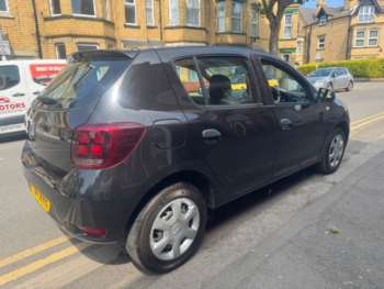 Used Dacia Sandero 2017 for sale - 74962156: Photo