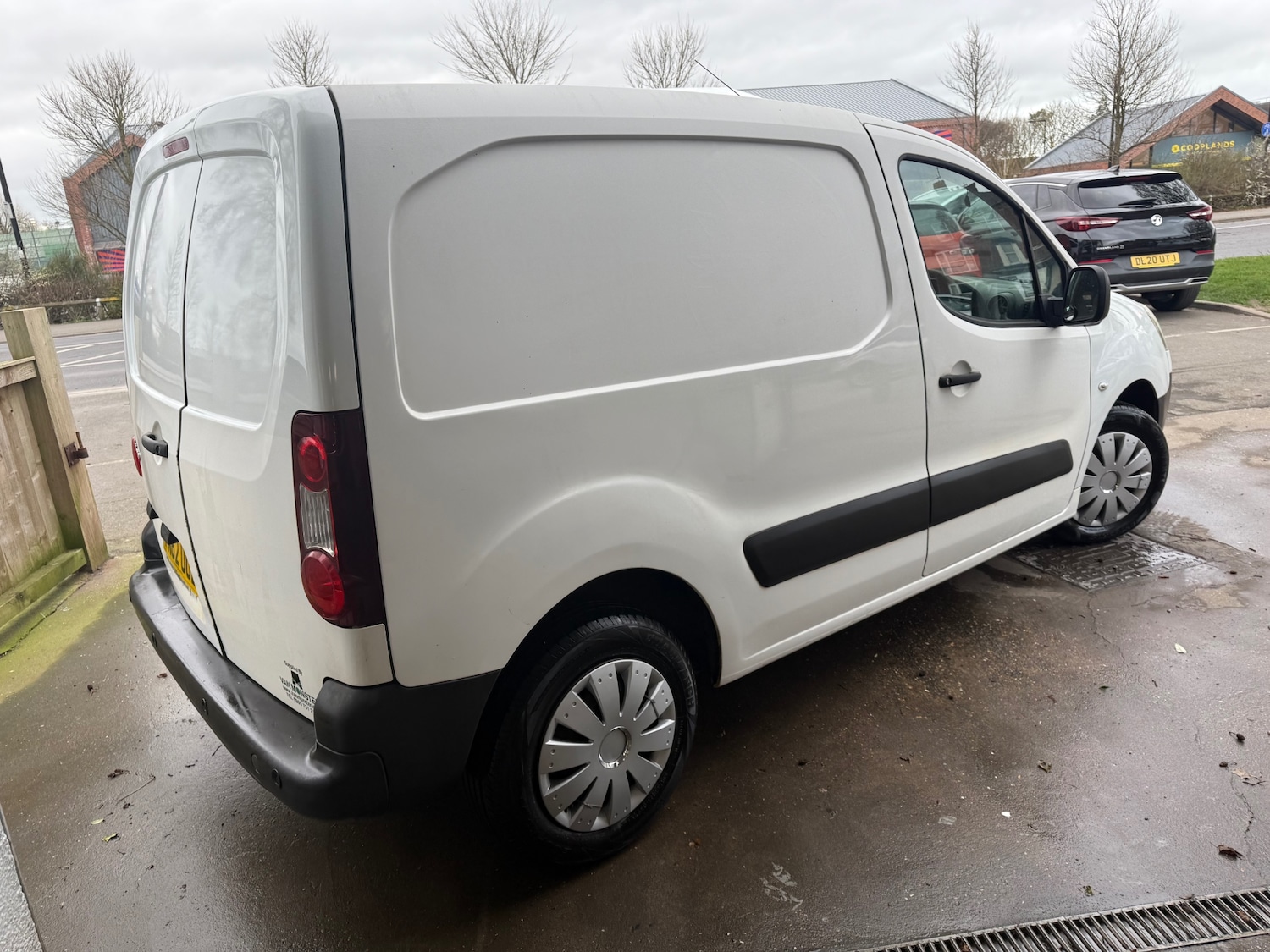 Used Citroen Berlingo 2013 for sale - 77851039: Photo 2