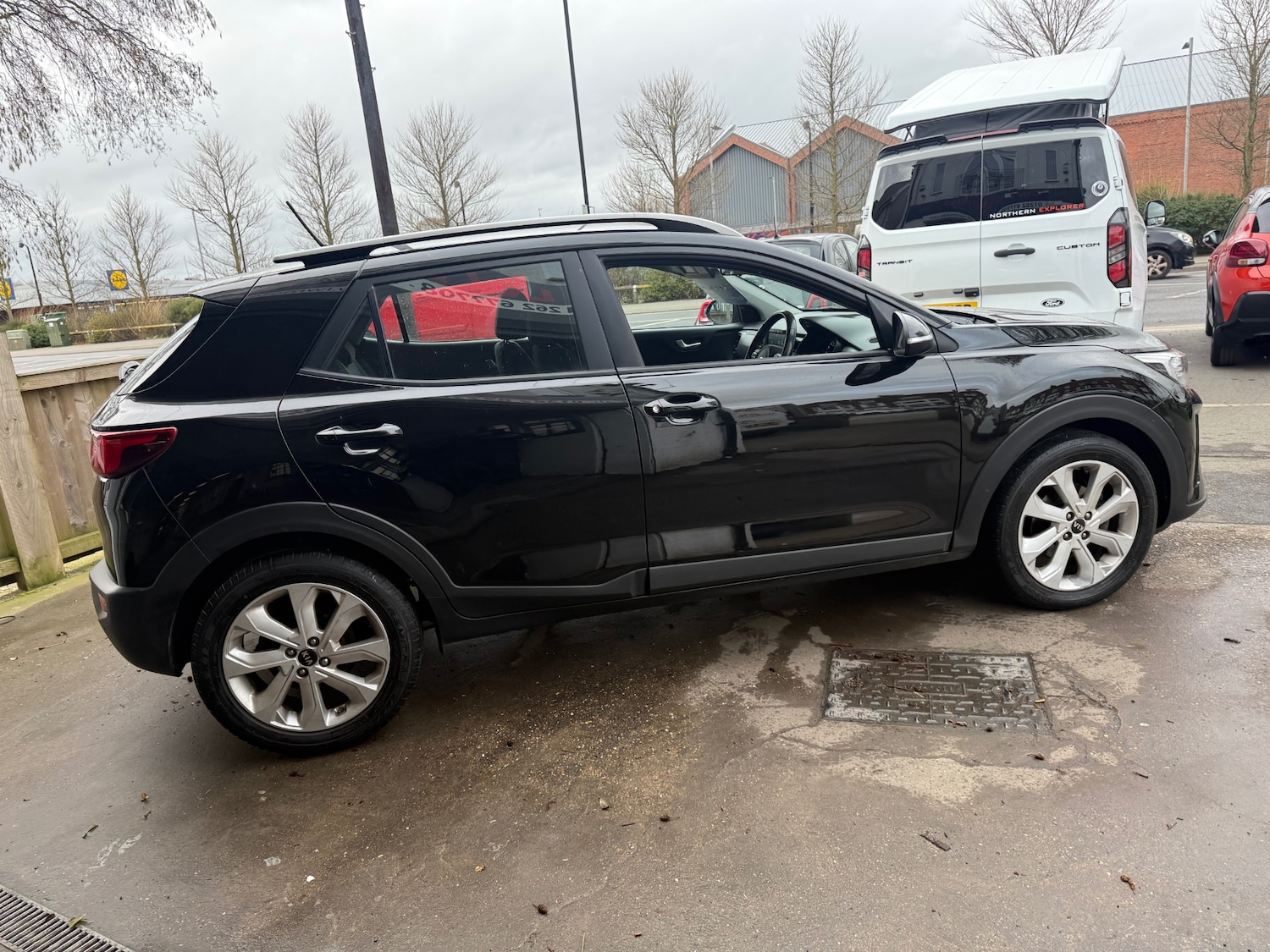 Used Kia Stonic 2018 for sale - 77851041: Photo 6