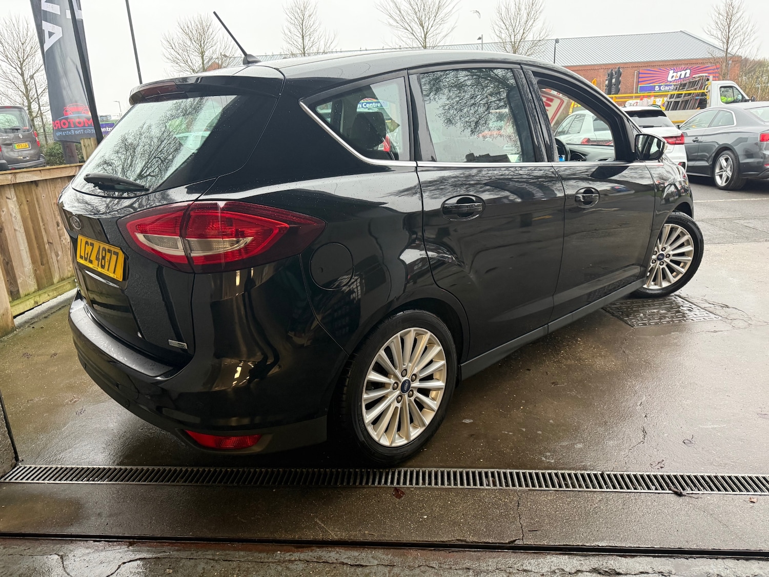 Used Ford C-Max 2018 for sale - 77011687: Photo 2