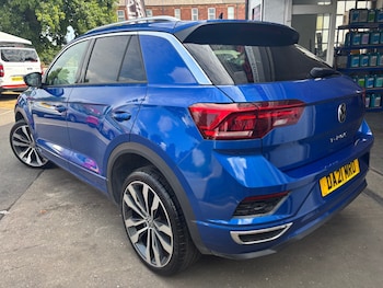 Used Volkswagen T-Roc 2021 for sale - 79531954: Photo