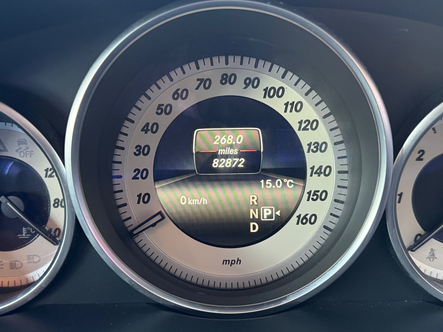 Used Mercedes-Benz E Class 2014 for sale - 77938411: Photo 12