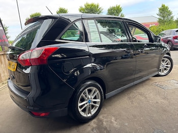 Used Ford Grand C-Max 2015 for sale - 79290610: Photo
