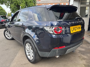 Used Land Rover Discovery Sport 2017 for sale - 78971520: Photo