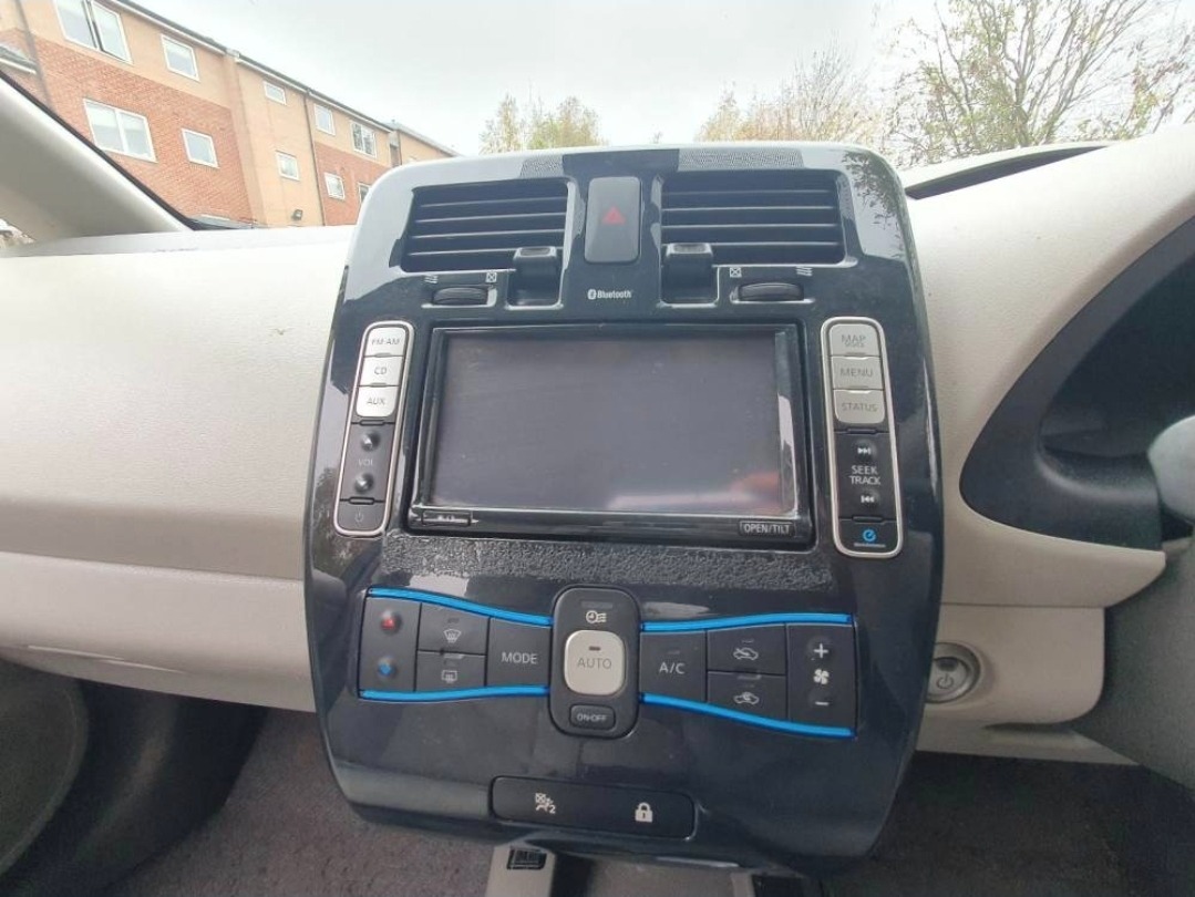 Used Nissan Leaf 2012 for sale - 76586438: Photo 5