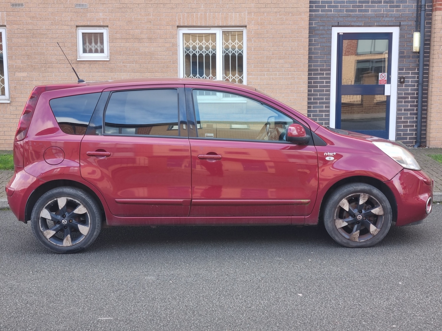 Used Nissan Note 2012 for sale - 77094336: Photo 8