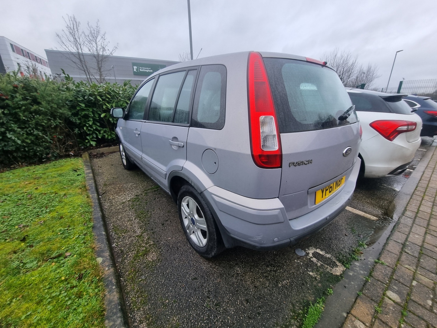 Used Ford Fusion 2011 for sale - 76757412: Photo 8