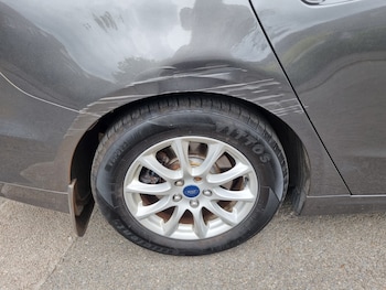 Used Ford Mondeo 2017 for sale - 76577617: Photo