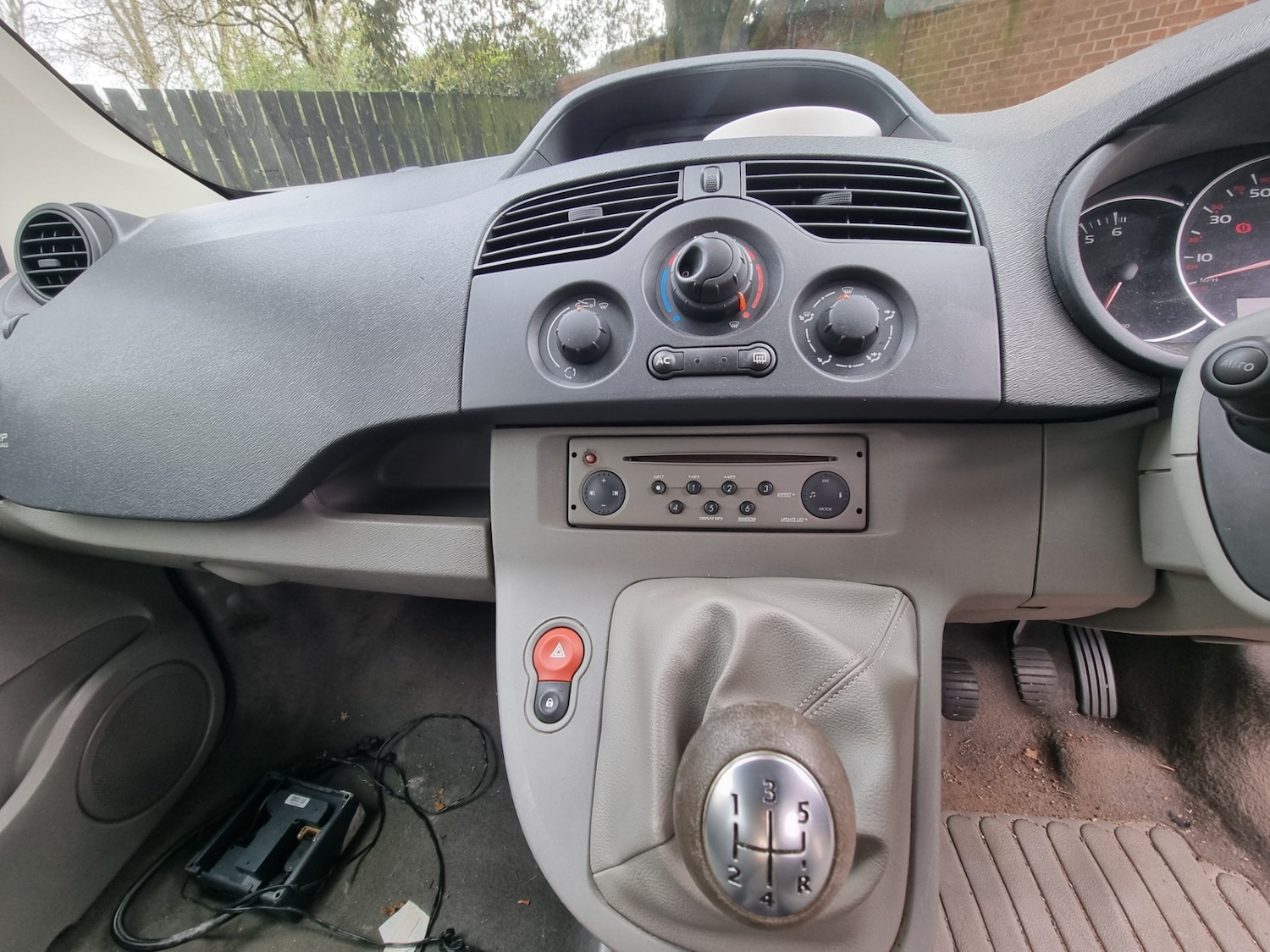 Used Renault Kangoo 2009 for sale - 76577374: Photo 27