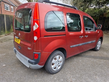 Used Renault Kangoo 2009 for sale - 76577374: Photo